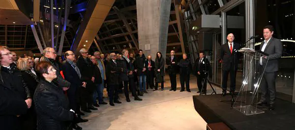 Prise de parole lors d’une conférence d’entreprise, reportage photo événementiel en conditions réelles