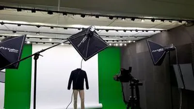 Packshot ghost mannequin invisible réalisé en studio à Lyon – Philippe Thery photographe