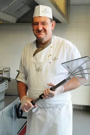 Reportage métier chez Elior, de la réception des aliments à la préparation des repas