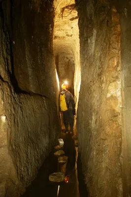 Passage souterrain dans les galeries de Lyon