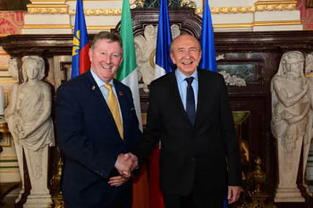 Reportage photo lors d’une visite officielle à Lyon avec ministre de l’économie et ambassadeur d’Irlande à l’hôtel de ville