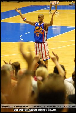 match de basket des Harlem Globe Trotters credit photo Philippe Thery