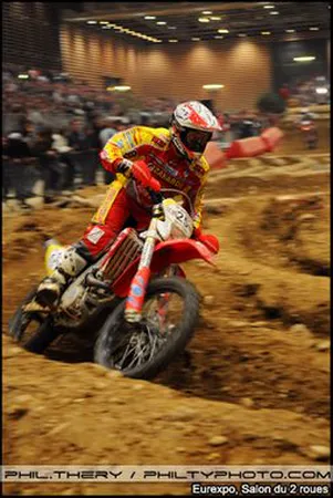 Course de motocross indoor au salon du 2 roues à Eurexpo Lyon – reportage photo événementiel