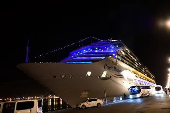 Reportage photo nocturne soirée séminaire anniversaire d'entreprise en croisière
