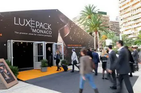 Reportage photo du salon Luxepack à Monaco, stands et exposition