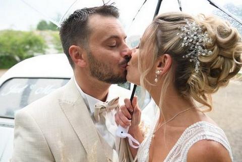 bisou-couple-mariage