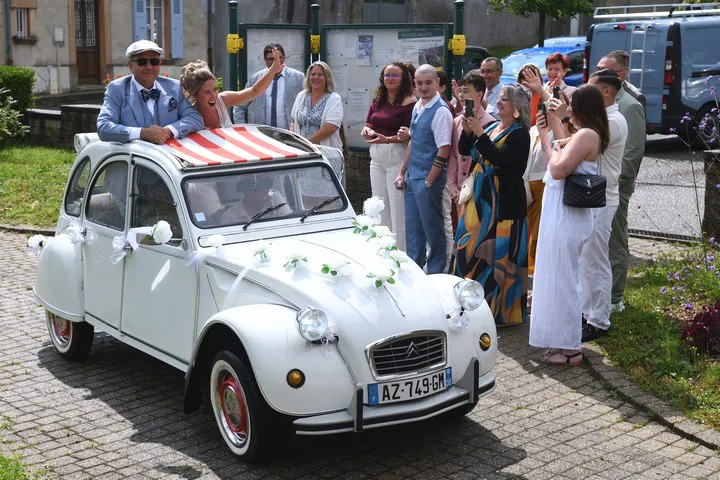 Arrivée des mariés à la mairie - Photographe Lyon