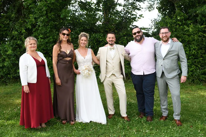Photo de groupe famille mariage Lyon