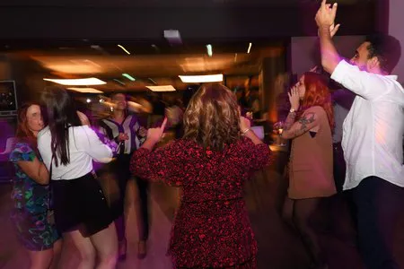 Soirée d'anniversaire d'entreprise à Lyon photographiée par un photographe événementiel