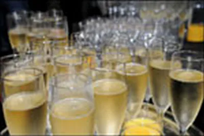 Soiree d entreprise a Lyon photographiée en reportage evenementiel avec ambiance conviviale