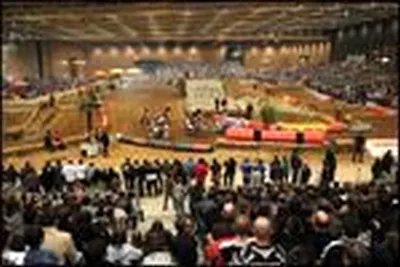 Competition de supercross indoor a Eurexpo Lyon photographiée en reportage evenementiel