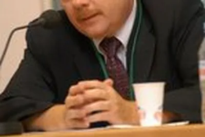 Orateur photographié lors d une conference professionnelle en reportage evenementiel a Lyon