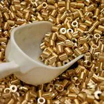 Travail en usine industrielle à Lyon : reportage photo des opérations de production et des équipes techniques