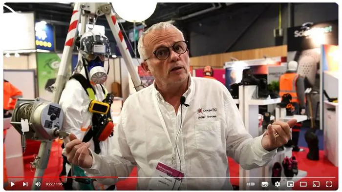 Capture d'écran d'une interview vidéo d'un exposant sur son stand au salon Préventica