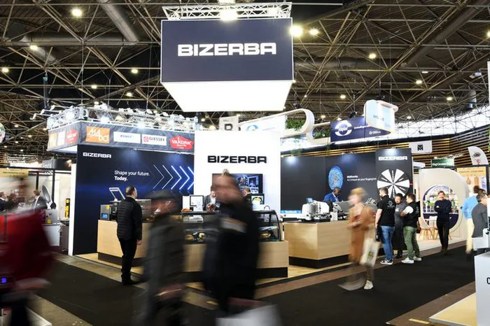 Démonstration produit sur le stand Bizerba au salon Sirha