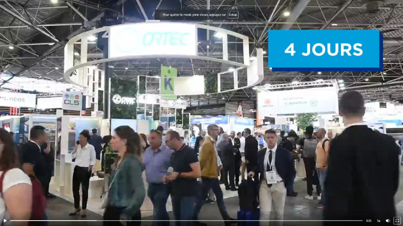 Échanges sur le stand du Groupe Ortec pendant le salon Pollutec à Lyon