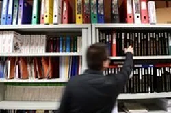 scene de bureau et secretariat, photographe reportage entreprise a Lyon