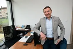 portrait d entrepreneur en situation, reportage photo corporate Lyon