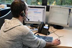 poste informatique en environnement professionnel, reportage photo Lyon