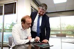 reunion d equipe en entreprise, photographe reportage Lyon