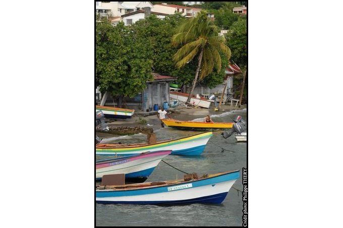 bateau de pecheur ancres la Martinique 